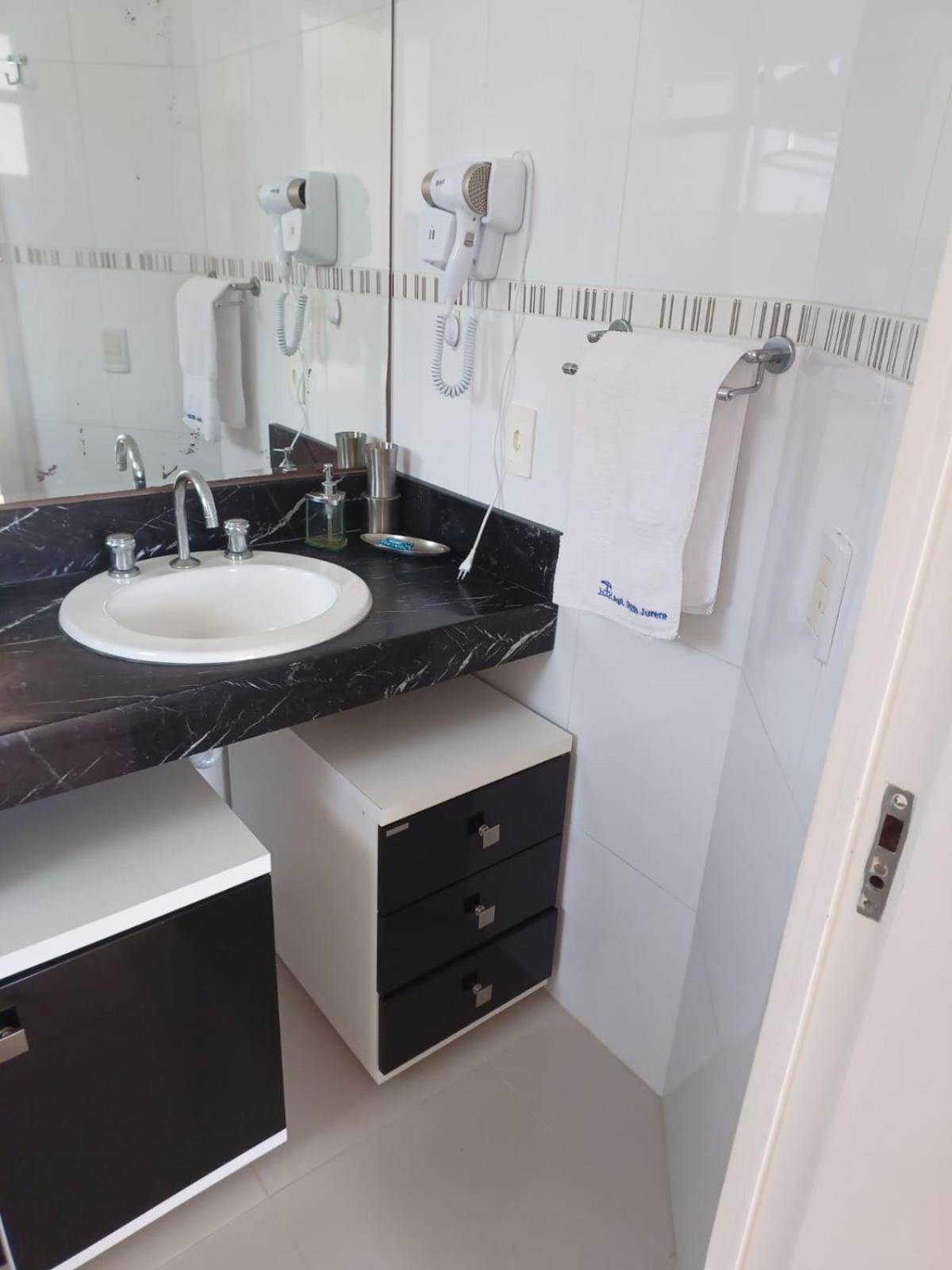 Apto De 4 Dormitorios Em Jurere Internacional Florianópolis Екстериор снимка